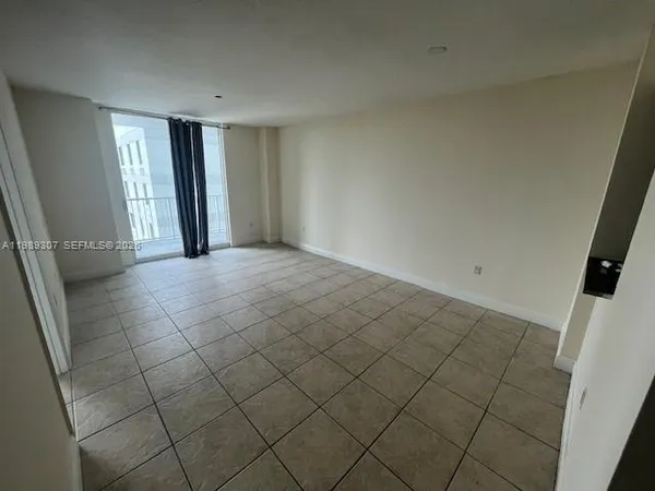 a view of a livingroom with an outdoor space