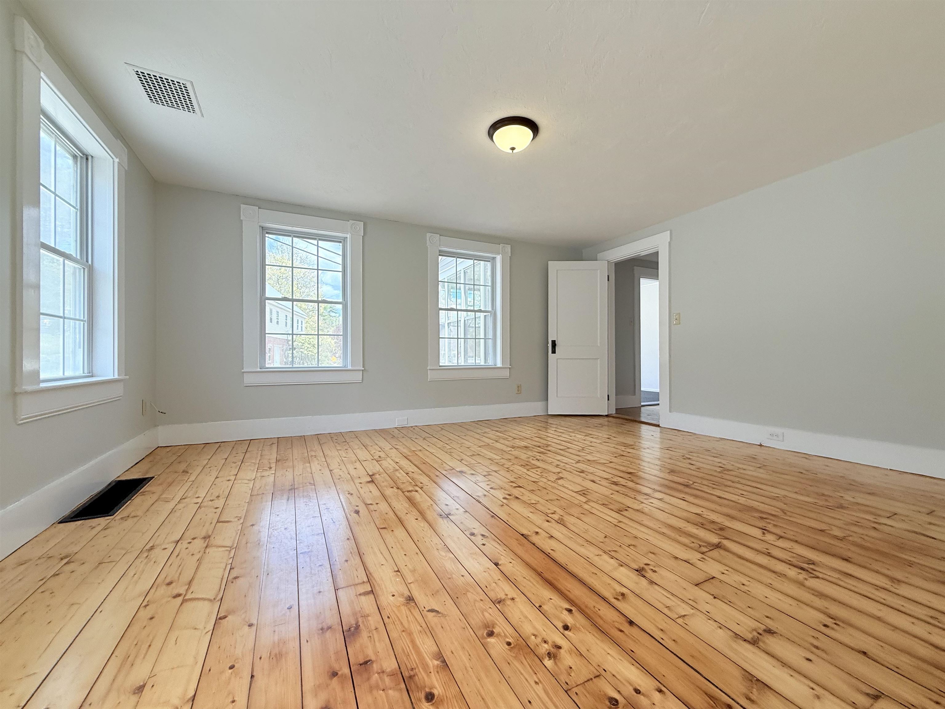 9 Blake Road Epping, NH 03042 - Photo 9 of 60