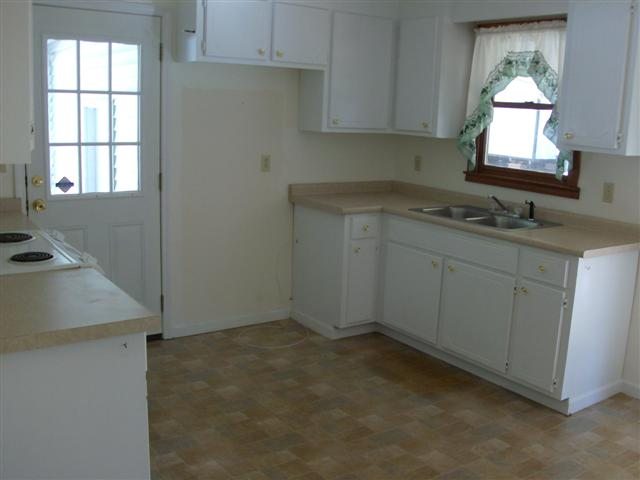 910 North Major Road Belton, SC 29627 - Photo 3 of 21