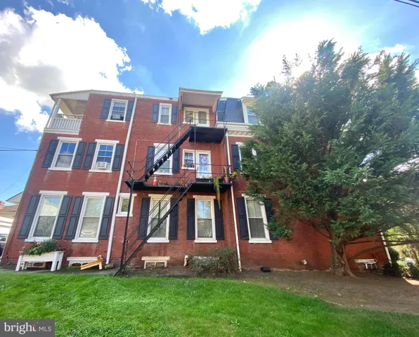 $1,275 | 131 West 18th Street, Unit 2, Wilmington, DE 19802