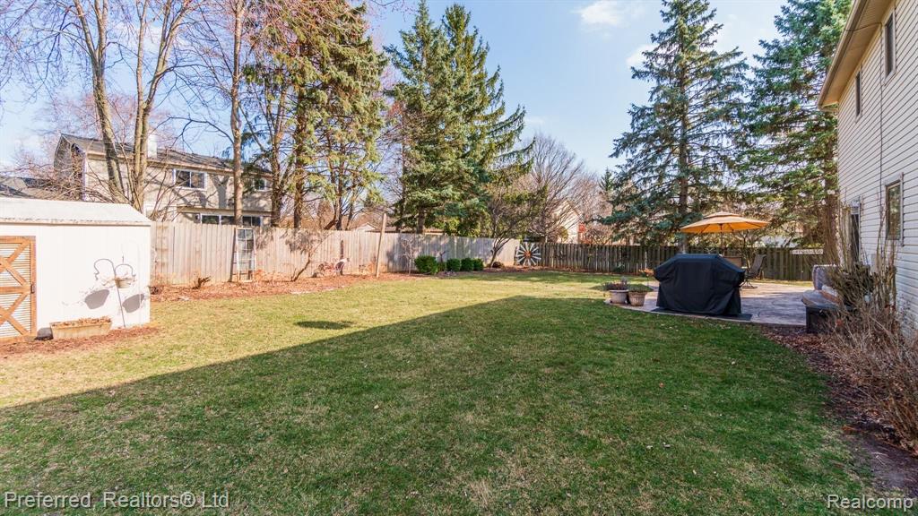 22514 Winfield Road Novi, MI 48375 - Photo 35 of 39