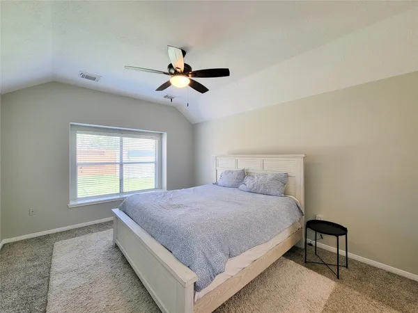 $330,000 | 4112 Seminole Drive, Pearland, TX 77584