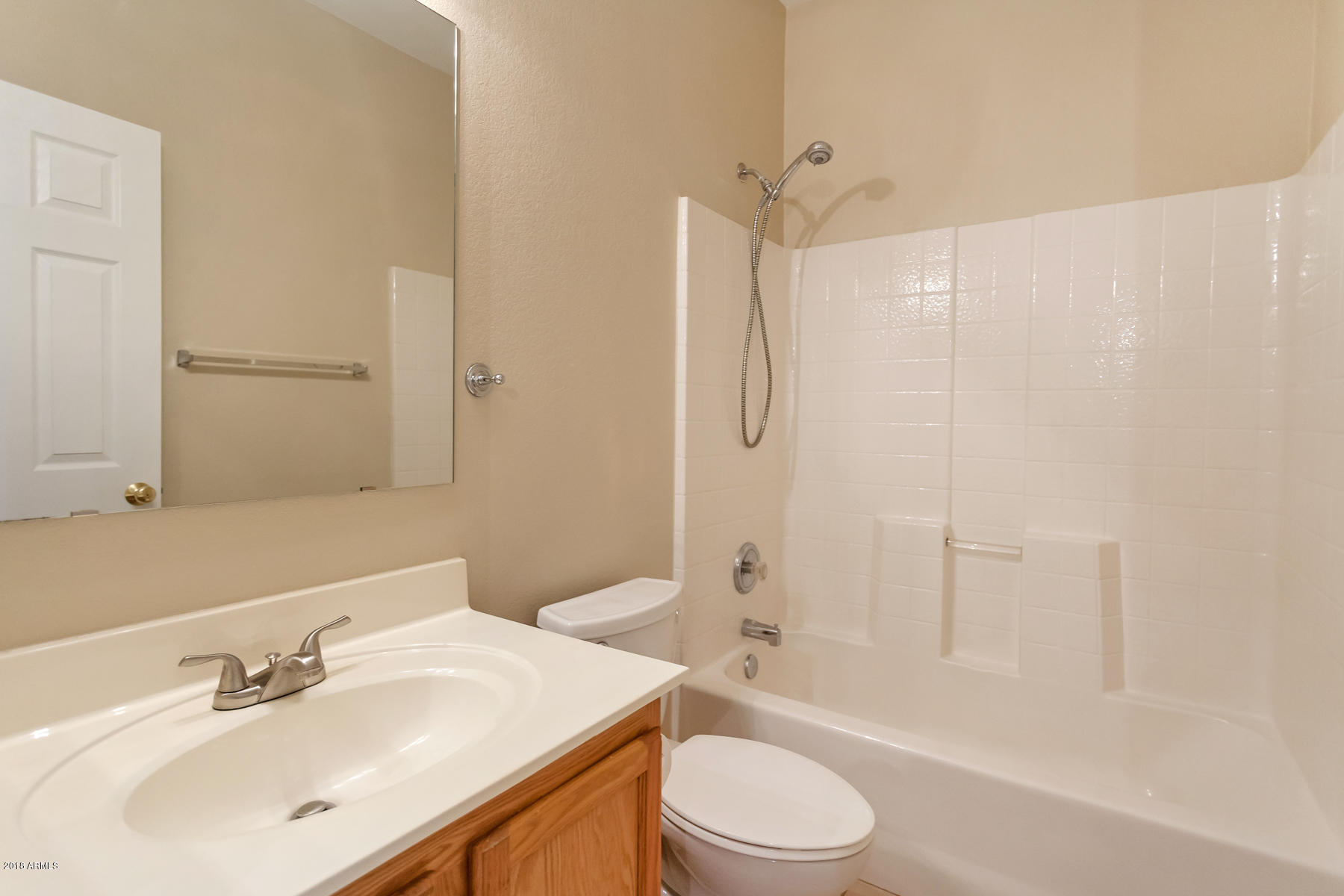 13121 West Calavar Road Surprise, AZ 85379 - Photo 15 of 15 Guest bath