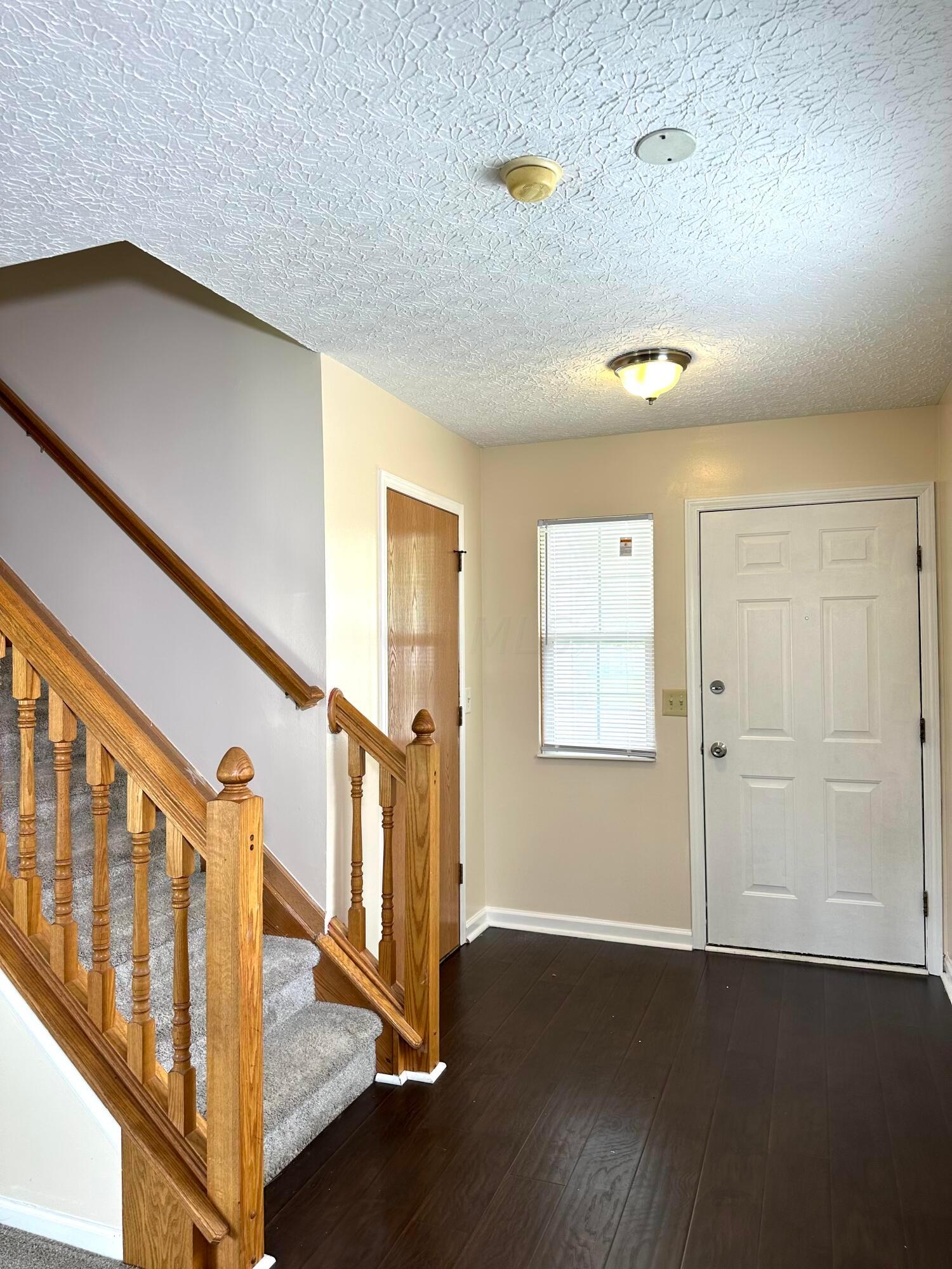 2746 Northwold Road Columbus, OH 43231 - Photo 25 of 31 IMG_8637