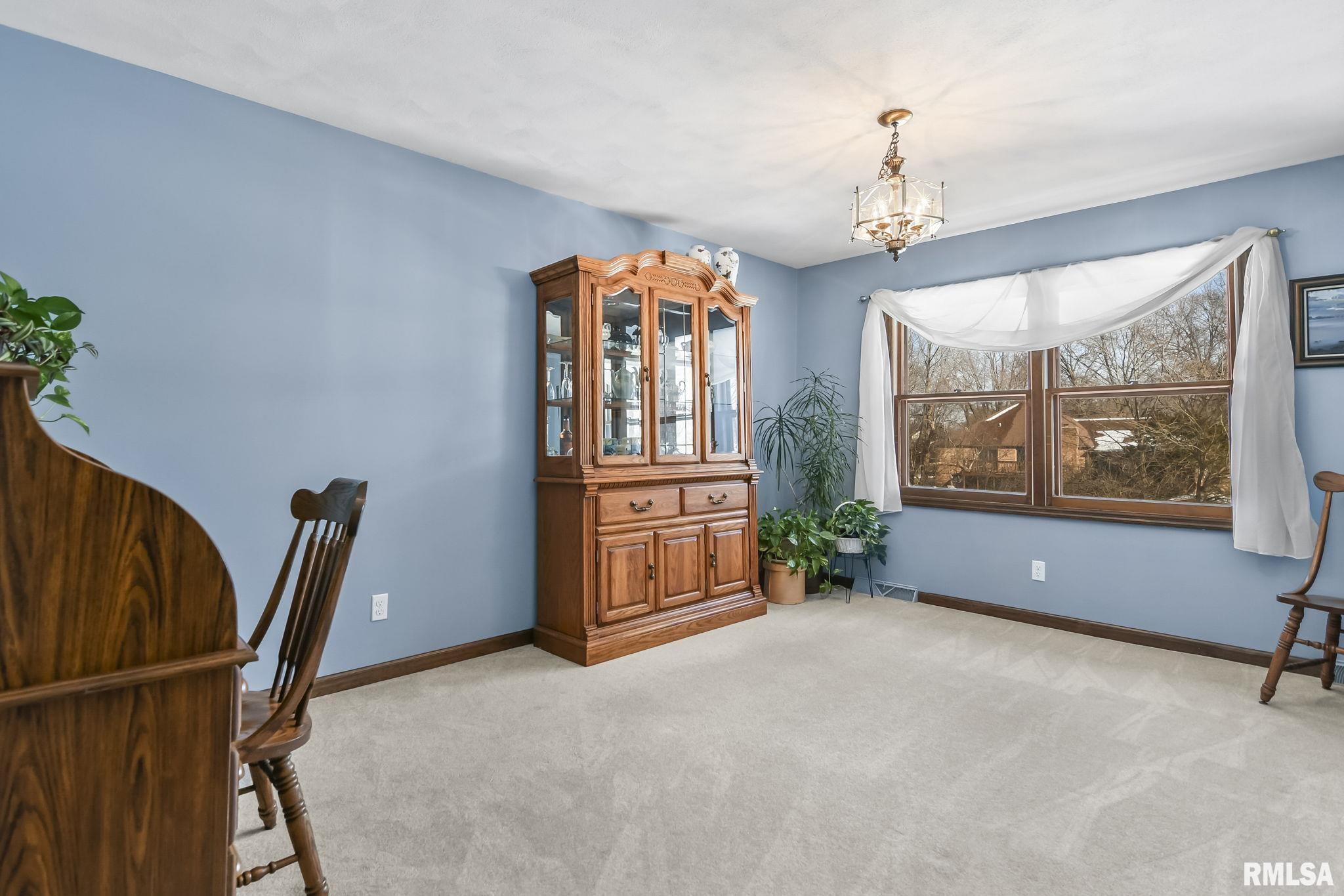 130 Deer Creek Road Rochester, IL 62563 - Photo 13 of 45