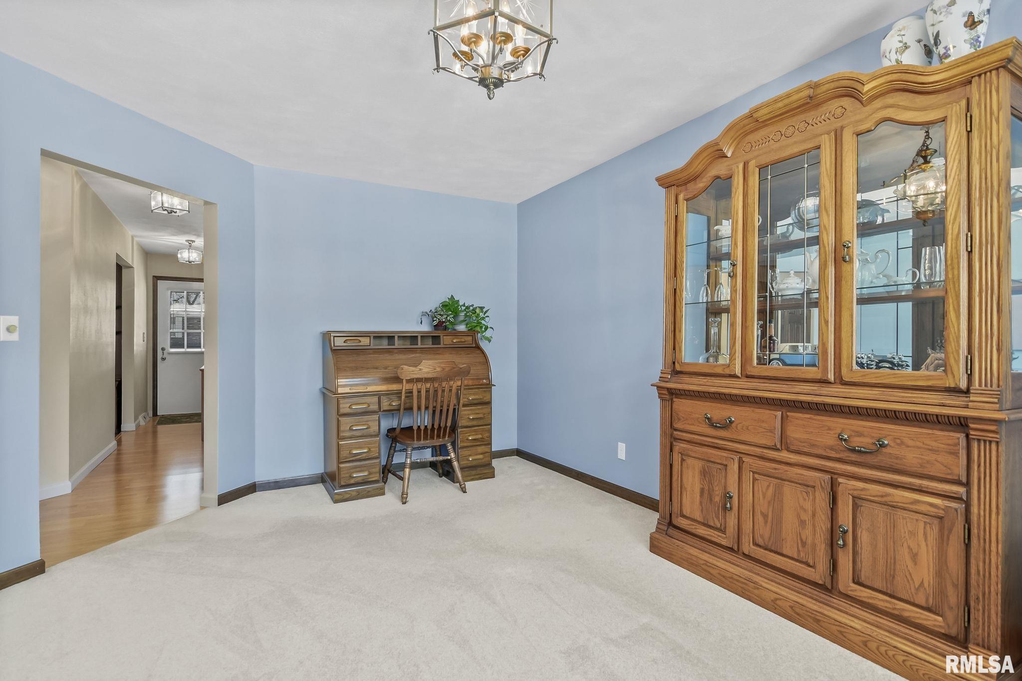 130 Deer Creek Road Rochester, IL 62563 - Photo 14 of 45