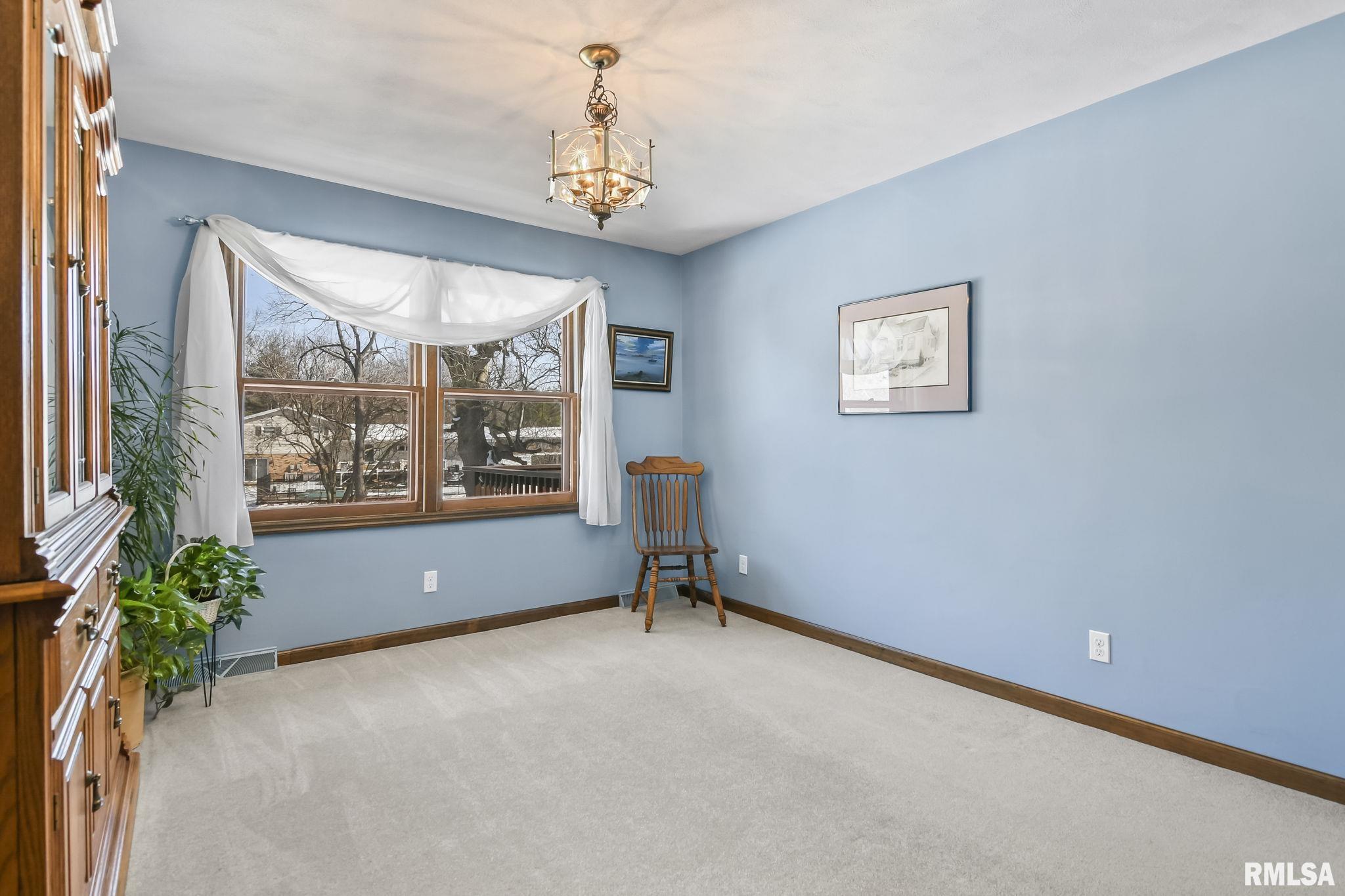 130 Deer Creek Road Rochester, IL 62563 - Photo 15 of 45