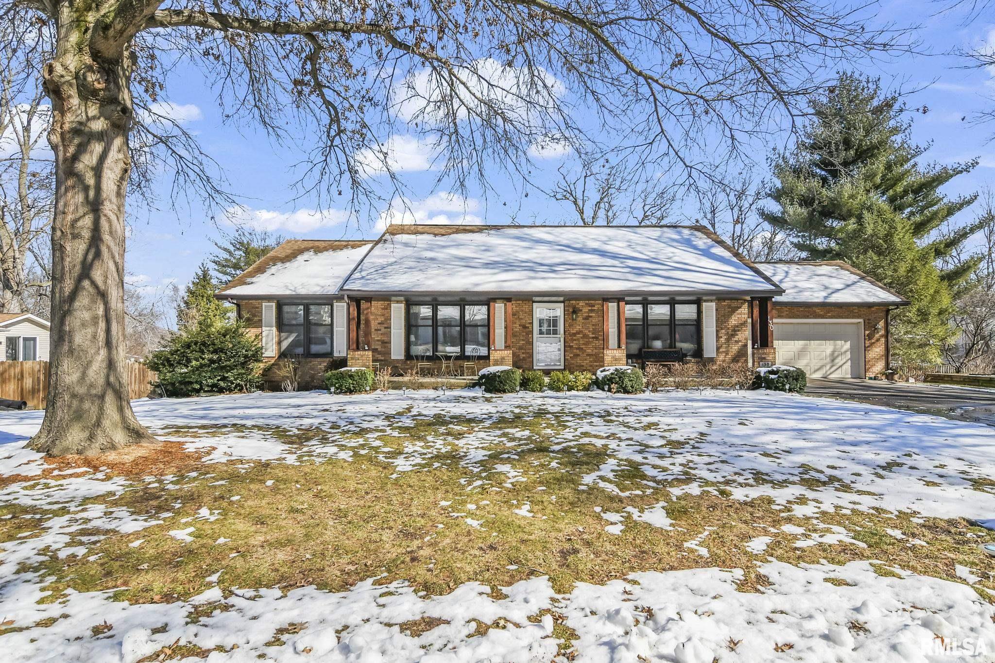 130 Deer Creek Road Rochester, IL 62563 - Photo 2 of 45