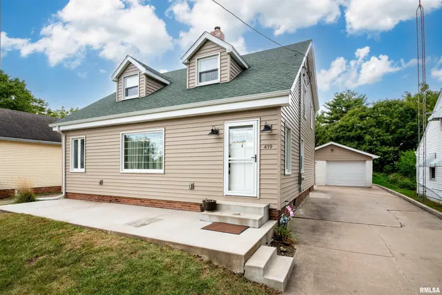 $222,000 | 419 North Willow Street, Toluca, IL 61369