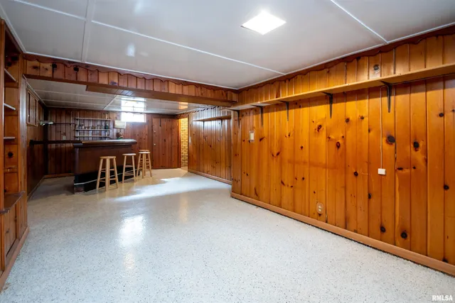 $222,000 | 419 North Willow Street, Toluca, IL 61369