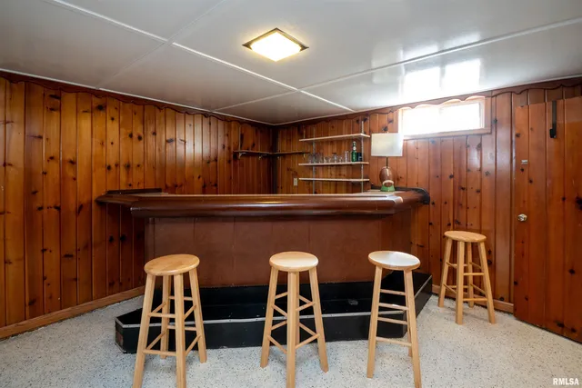 $222,000 | 419 North Willow Street, Toluca, IL 61369