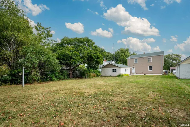 $222,000 | 419 North Willow Street, Toluca, IL 61369