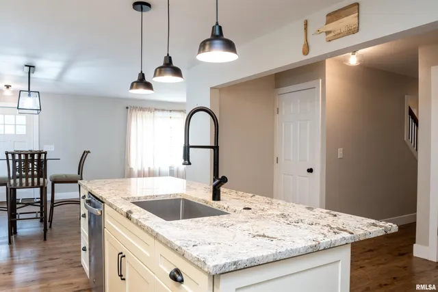 $222,000 | 419 North Willow Street, Toluca, IL 61369