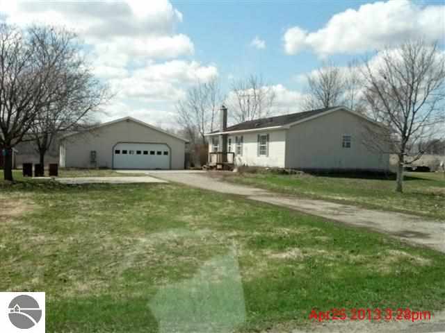 4237 North Winn Road Weidman, MI 48893 - Photo 1 of 10 1747587.JPG
