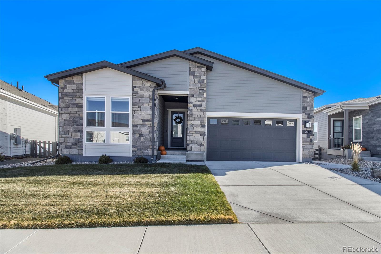 7012 Rim Ridge Drive Castle Pines, CO 80108 - Photo 2 of 33