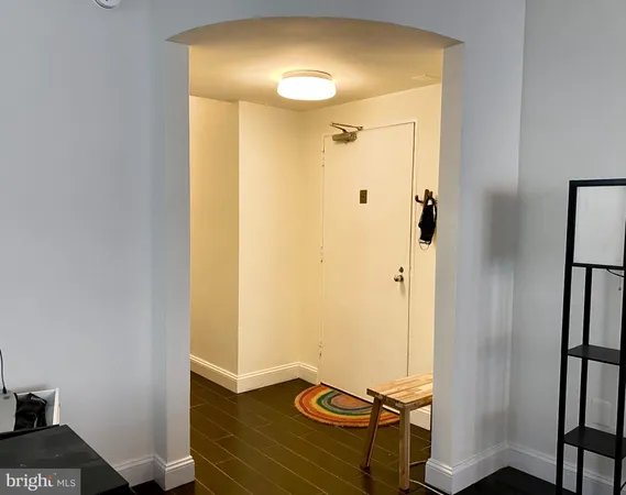 $2,300 | 1727 Massachusetts Avenue Northwest, Unit 102, Washington, DC 20036