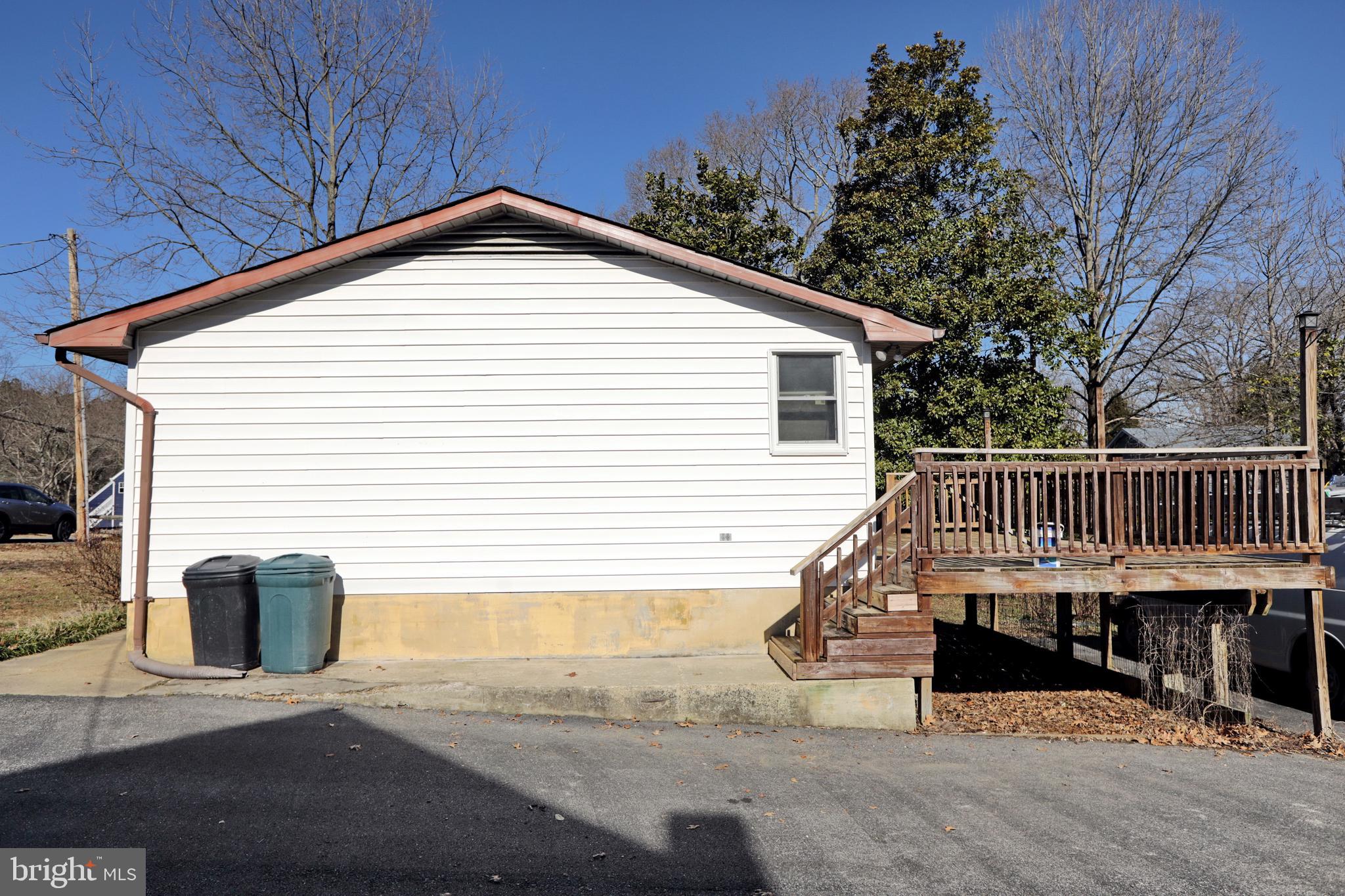 73 Mattingly Avenue Indian Head, MD 20640 - Photo 4 of 61
