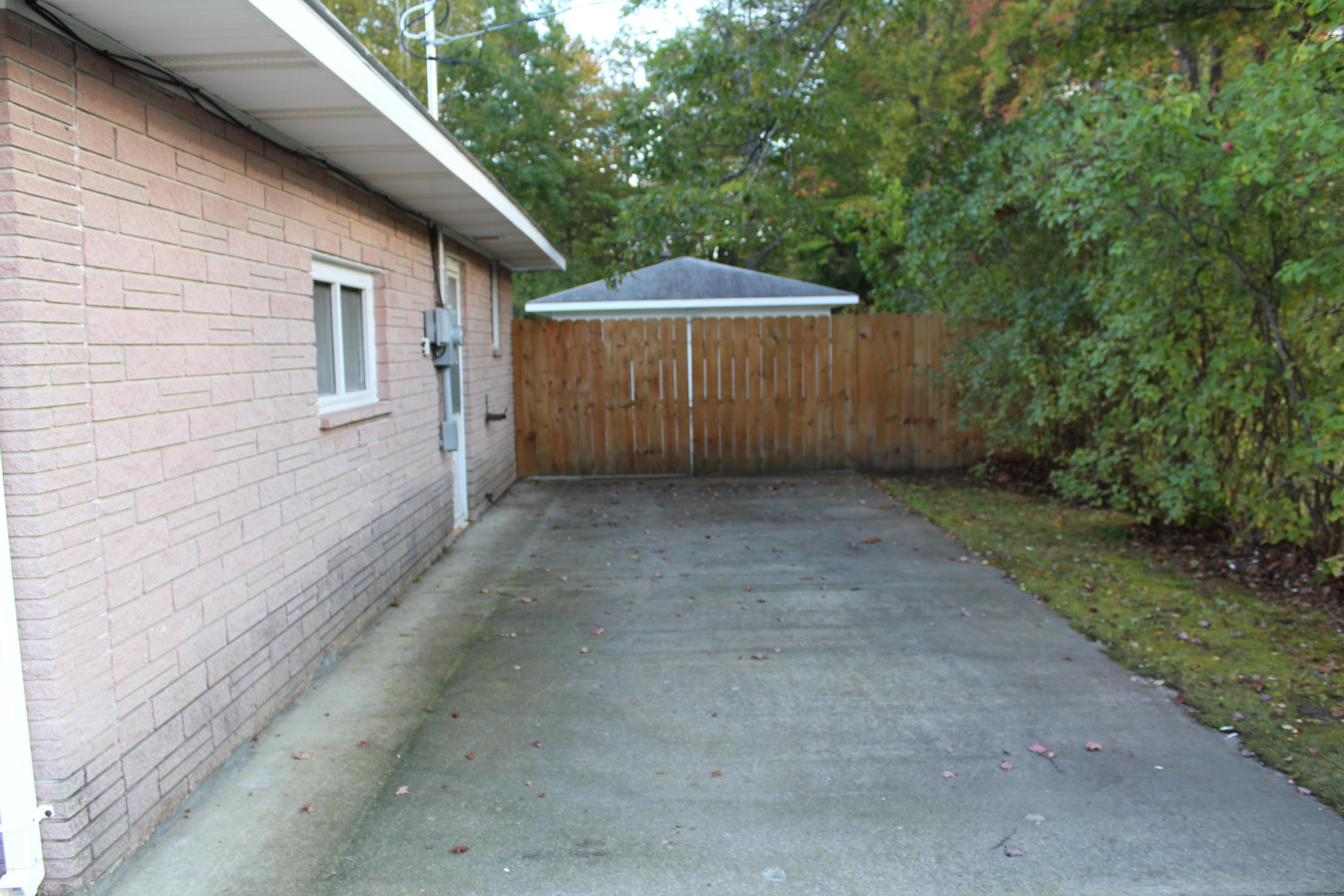 2537 Werth Road Alpena, MI 49707 - Photo 5 of 34 Gallery Image 5