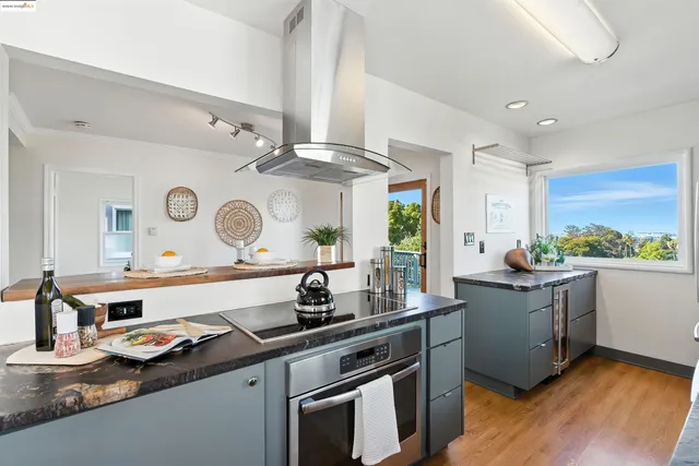 $765,000 | 6623 Outlook Avenue, Oakland, CA 94605