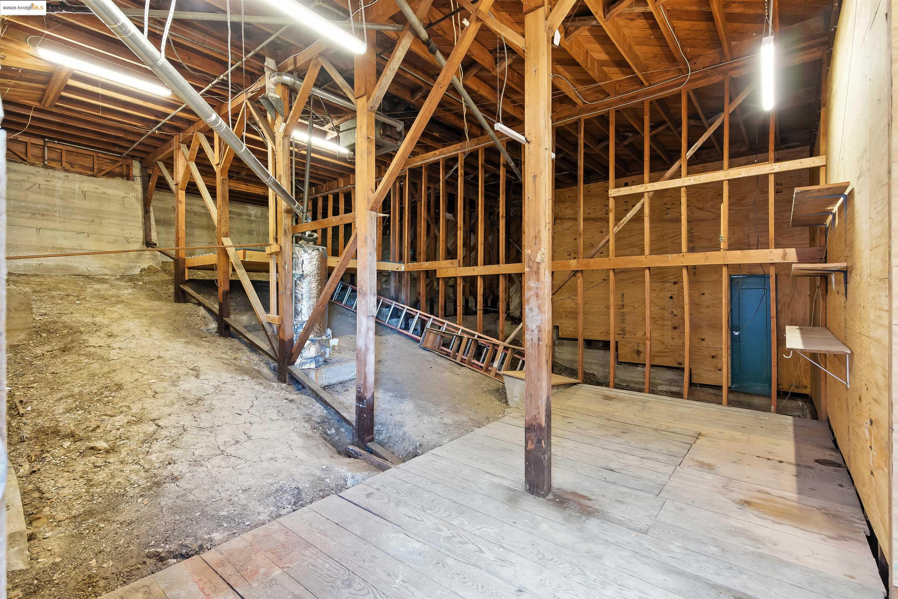 6623 Outlook Avenue Oakland, CA 94605 - Photo 24 of 38 View of misc room