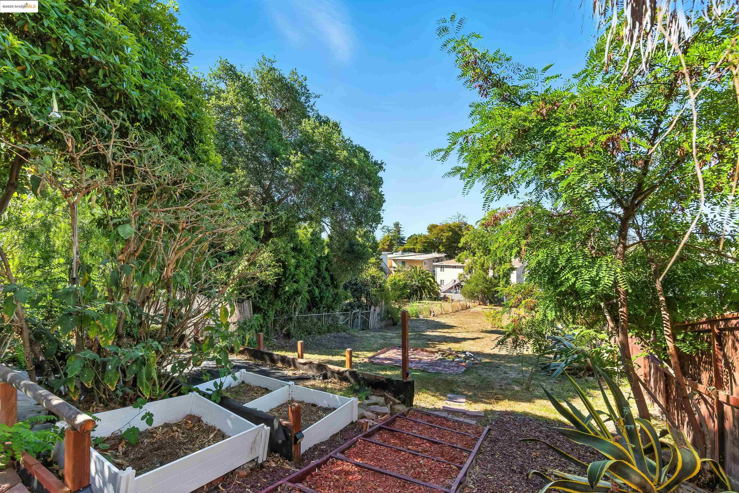 6623 Outlook Avenue Oakland, CA 94605 - Photo 27 of 38 View of yard with a vegetable garden