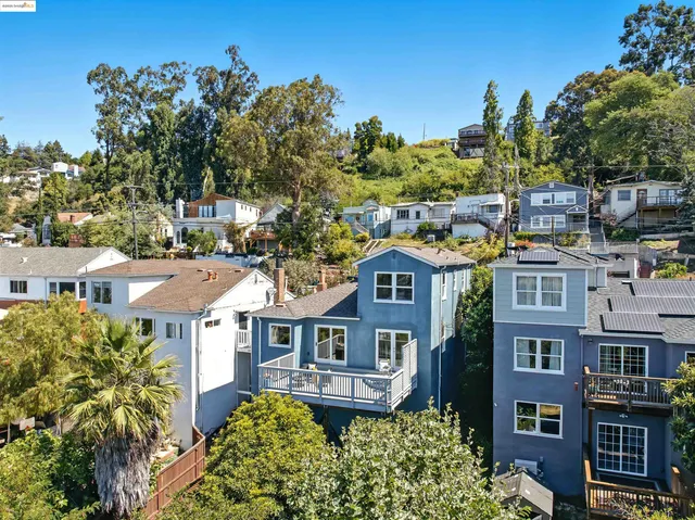 $765,000 | 6623 Outlook Avenue, Oakland, CA 94605
