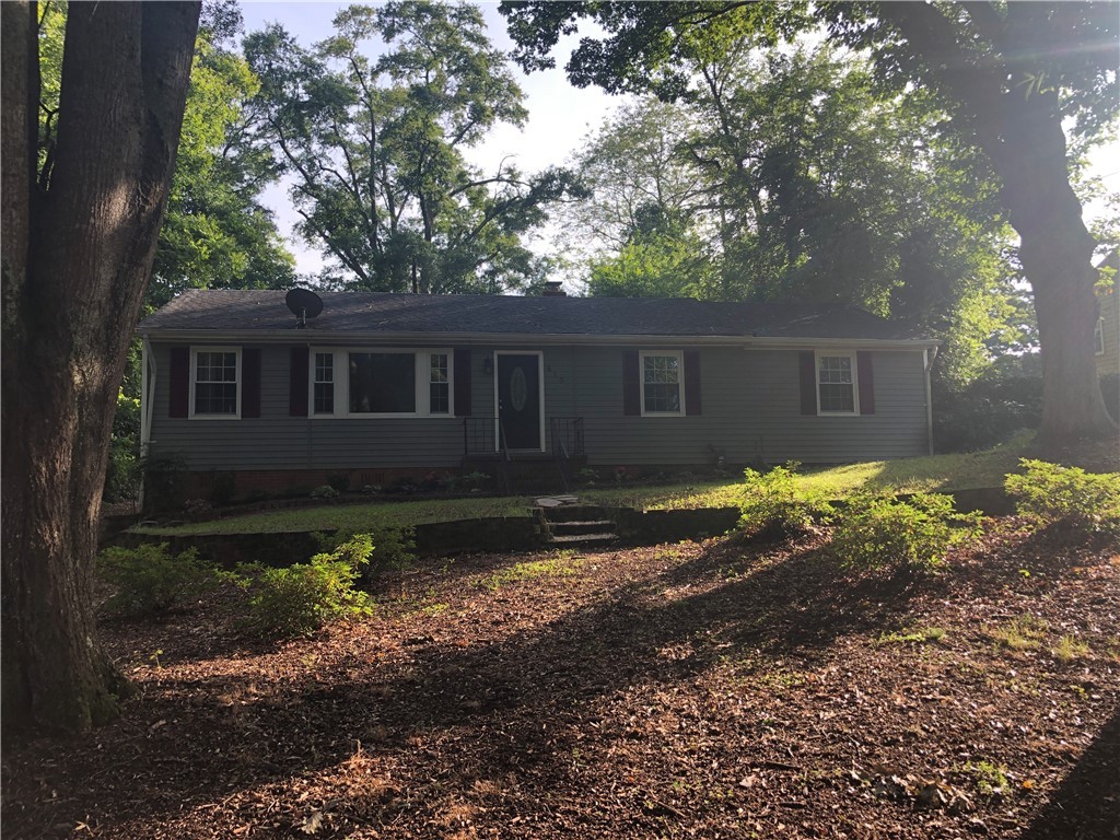 615 Bailey Avenue Pendleton, SC 29670 - Photo 1 of 24