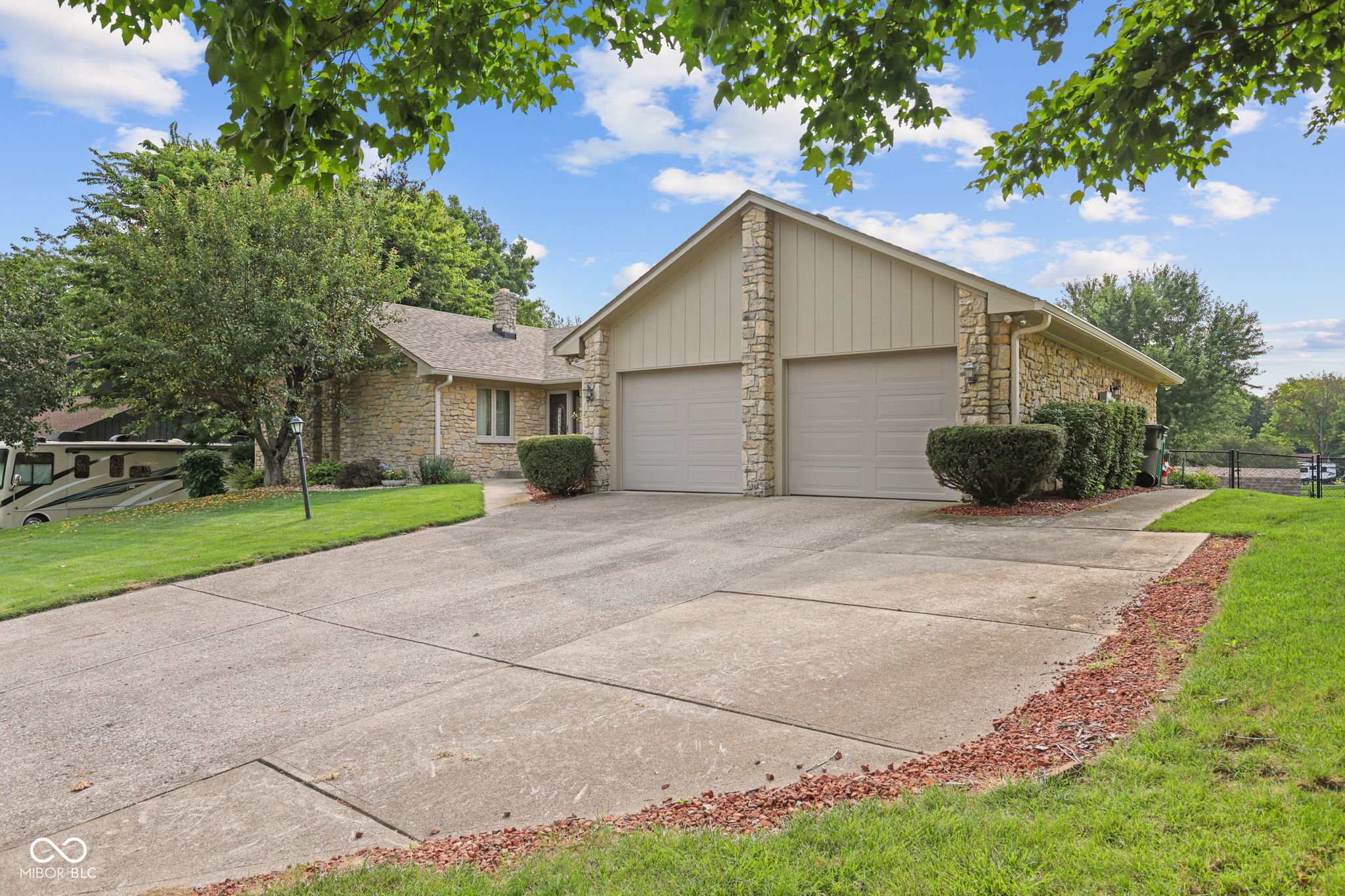 553 Ridge Road Greenwood, IN 46142 - Photo 3 of 51 Gallery Image 3