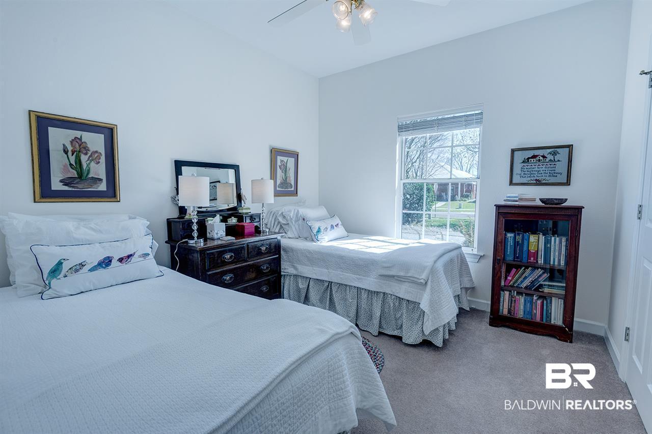 205 Hawthorne Circle Fairhope, AL 36532 - Photo 24 of 28