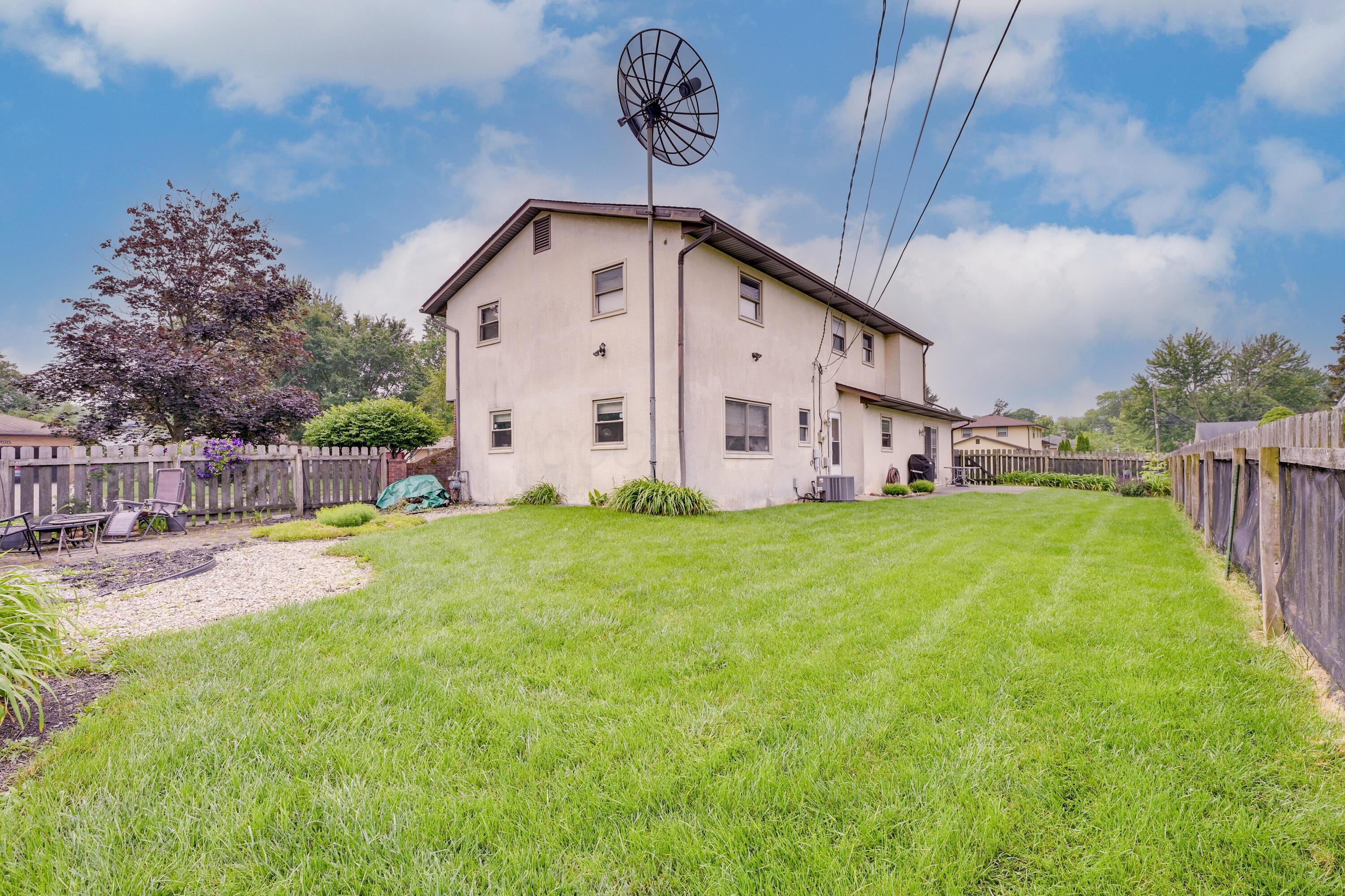 4909 Vanlear Road Columbus, OH 43229 - Photo 33 of 34 4909 Vanlear Rd Columbus OH 43229 USA-03
