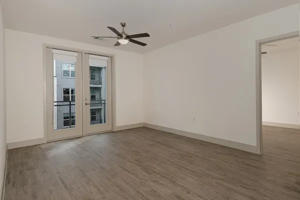 $2,650 | 8900 Six Pines Drive, Unit 853, The Woodlands, TX 77380