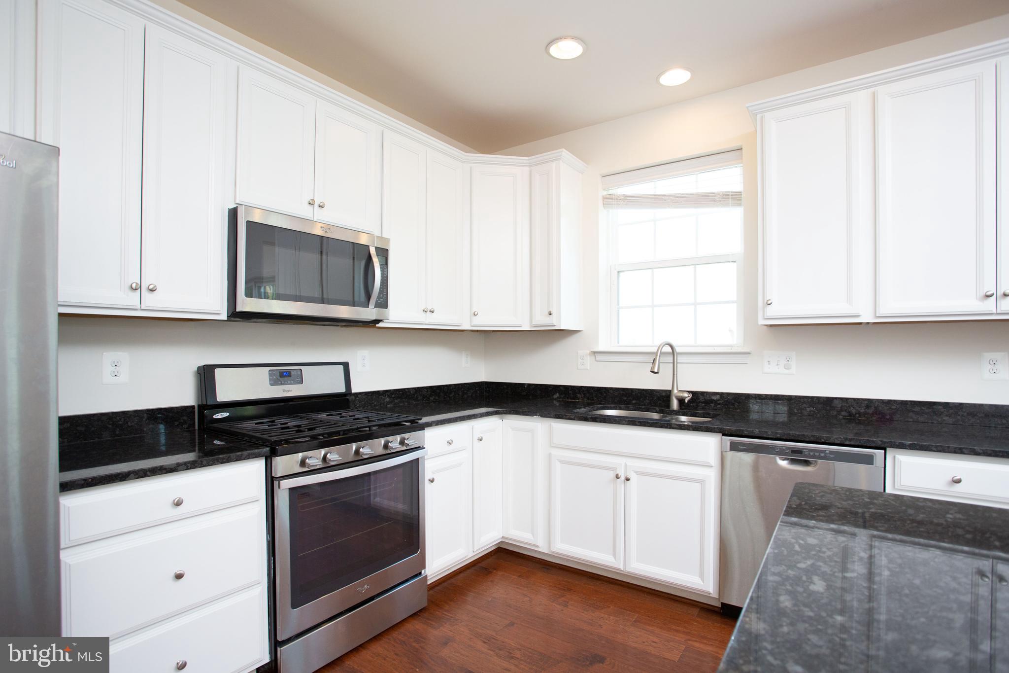 902 Ramble Run Road Middle River, MD 21220 - Photo 8 of 20 Ample counter space