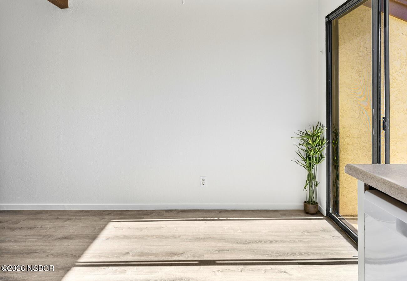 1204 East Walnut Avenue, Unit B Lompoc, CA 93436 - Photo 17 of 31 43