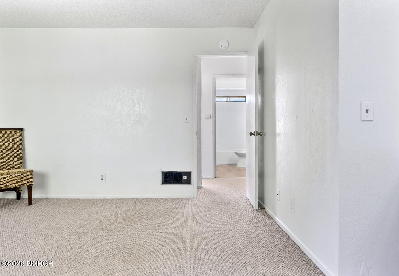 1204 East Walnut Avenue, Unit B Lompoc, CA 93436 - Photo 22 of 31 50