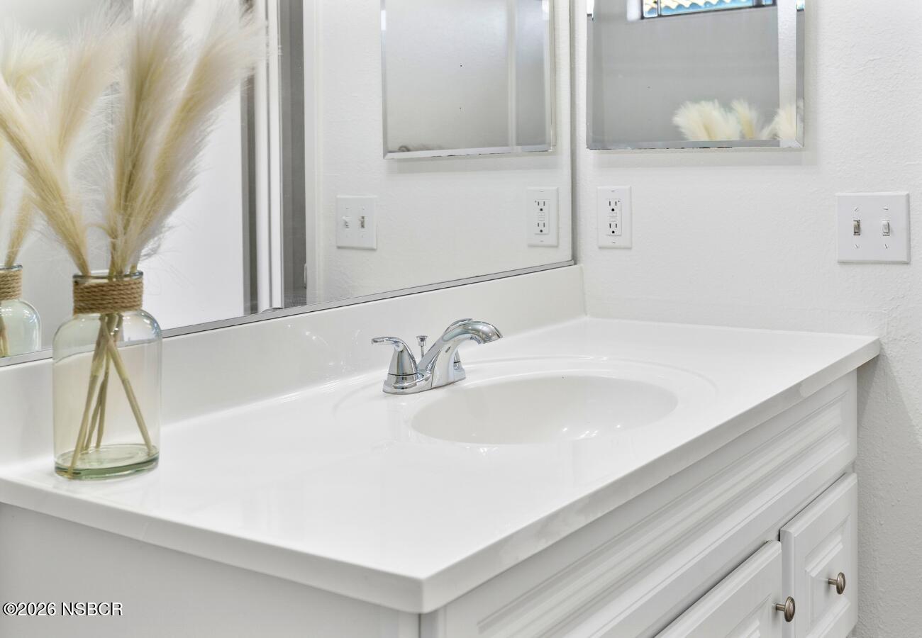 1204 East Walnut Avenue, Unit B Lompoc, CA 93436 - Photo 25 of 31 54