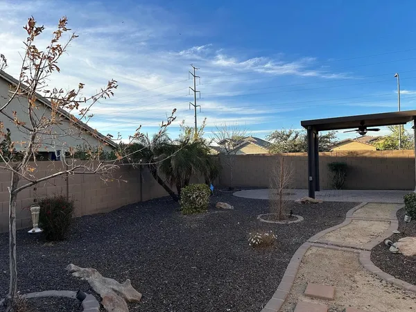 $2,650 | 7706 South 24th Drive, Phoenix, AZ 85041