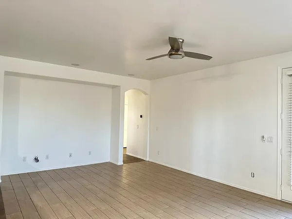 $2,650 | 7706 South 24th Drive, Phoenix, AZ 85041