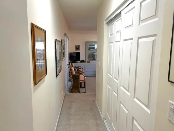 $250,000 | 10415 South Circle Lake Drive, Unit 201, Boynton Beach, FL 33437