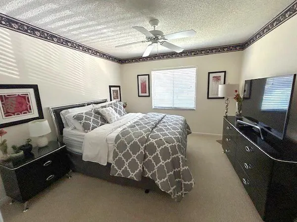 $250,000 | 10415 South Circle Lake Drive, Unit 201, Boynton Beach, FL 33437