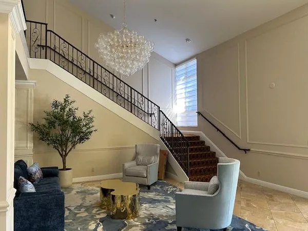 $250,000 | 10415 South Circle Lake Drive, Unit 201, Boynton Beach, FL 33437