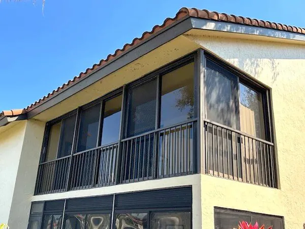 $250,000 | 10415 South Circle Lake Drive, Unit 201, Boynton Beach, FL 33437