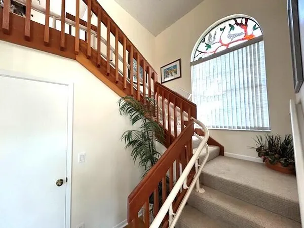 $250,000 | 10415 South Circle Lake Drive, Unit 201, Boynton Beach, FL 33437