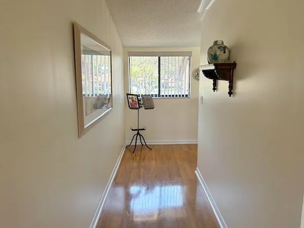 $250,000 | 10415 South Circle Lake Drive, Unit 201, Boynton Beach, FL 33437