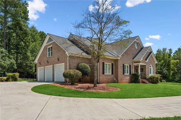 $825,000 | 1552 Gracebrook Drive, Lawrenceville, GA 30045