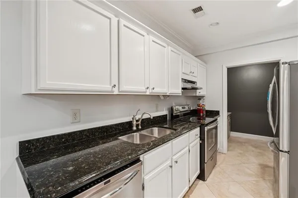 $825,000 | 1552 Gracebrook Drive, Lawrenceville, GA 30045
