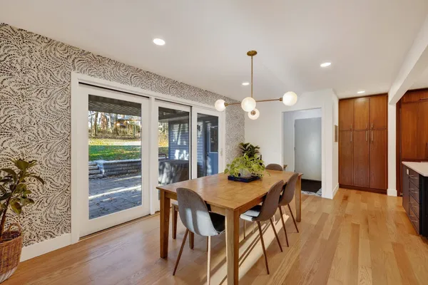 $895,000 | 5609 Winnequah Trail, Monona, WI 53716