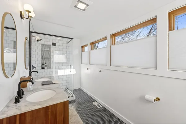 $895,000 | 5609 Winnequah Trail, Monona, WI 53716