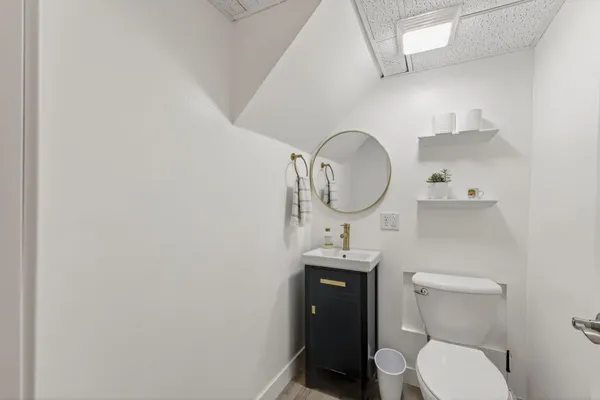 $895,000 | 5609 Winnequah Trail, Monona, WI 53716