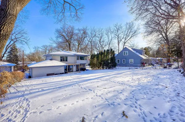 $895,000 | 5609 Winnequah Trail, Monona, WI 53716