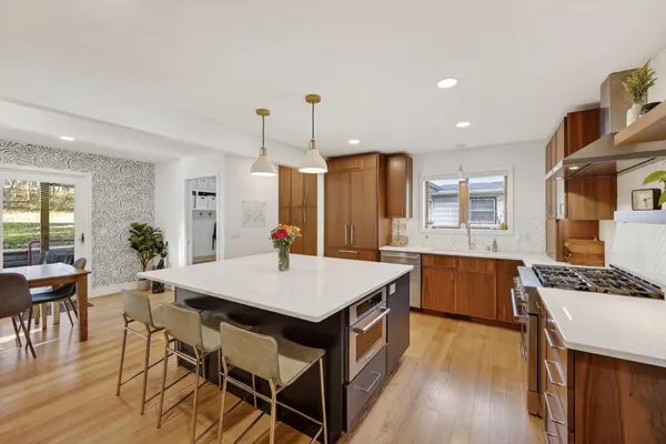 $895,000 | 5609 Winnequah Trail, Monona, WI 53716